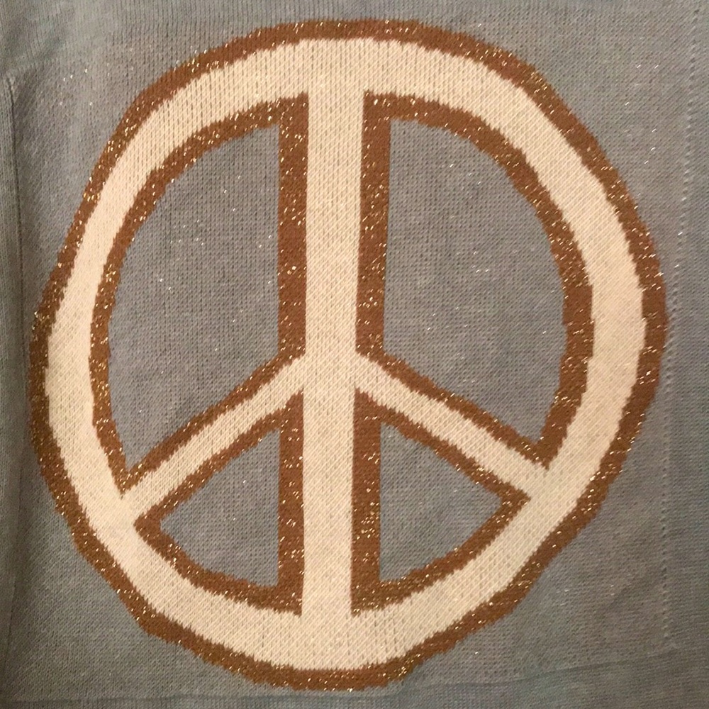 Venus Sweater size Large